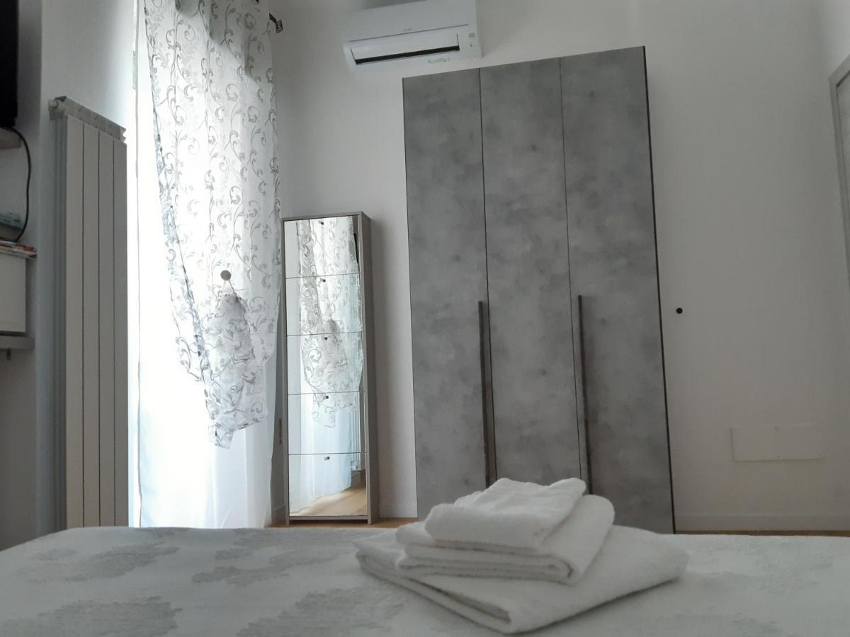 Piazza Mazzini Apartment レッチェ エクステリア 写真